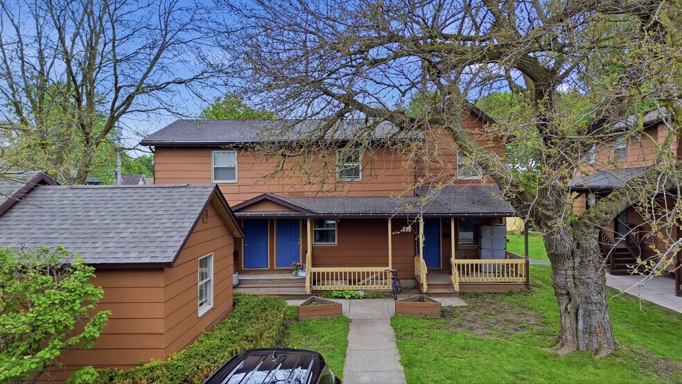 More Photos Of 55 Washington St, Lockport Apartments For Sale