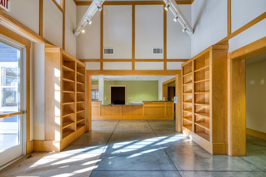 More Photos Of , Sebastopol Office For Sale