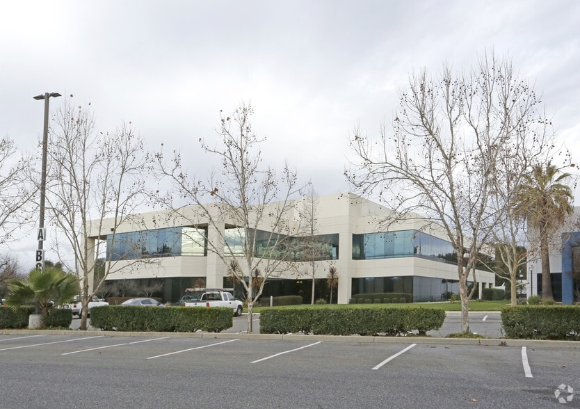 More Photos Of 302 Enzo Dr, San Jose Research And Development For Lease