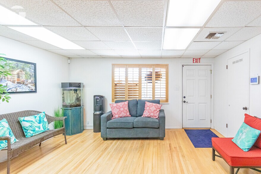 More Photos Of 917-923 Drever St, West Sacramento Office Residential For Sale