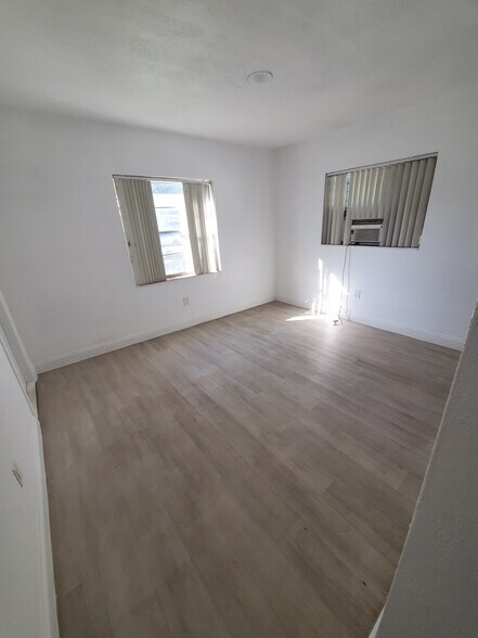 More Photos Of 609 NE 138th St, North Miami Multifamily For Sale