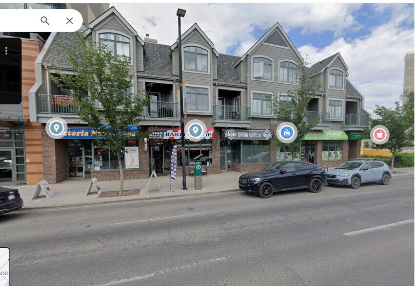 More Photos Of 305 10th St NW, Calgary Storefront Retail Residential For Lease