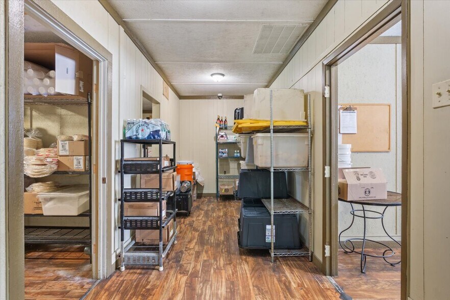 More Photos Of 128 N Pecan, Hico Restaurant For Sale
