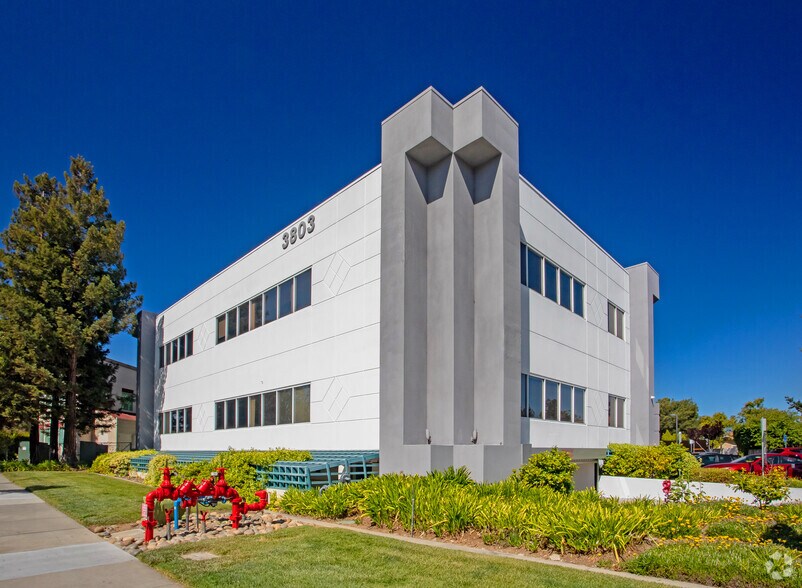 Primary Photo Of 3803 S Bascom Ave, Campbell Medical For Lease