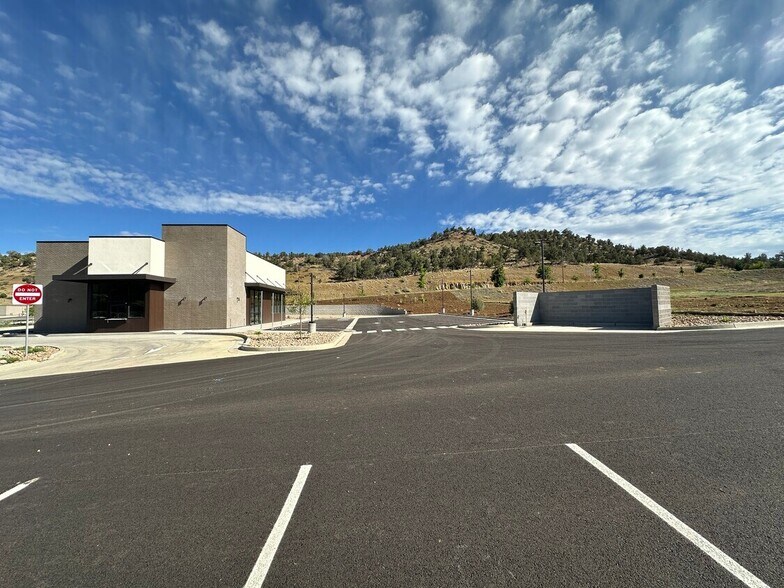 More Photos Of 29 Copper Ct, Durango General Retail For Sale