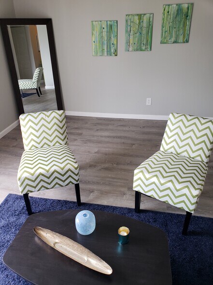 More Photos Of 9805 E 61st St, Kansas City Apartments For Sale