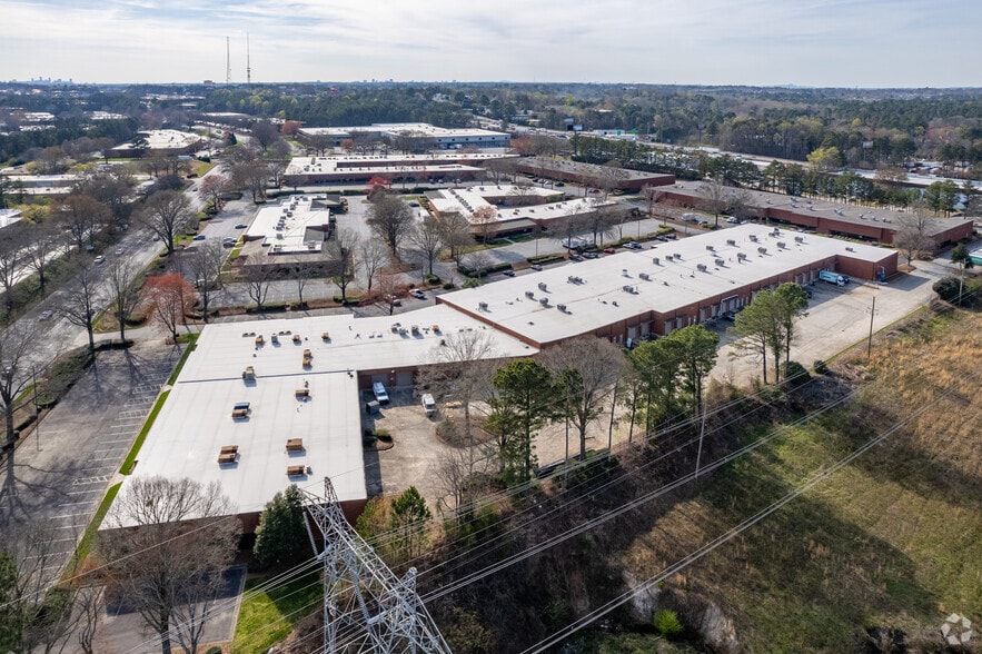 More Photos Of 5300 Oakbrook Pky, Norcross Unknown For Lease