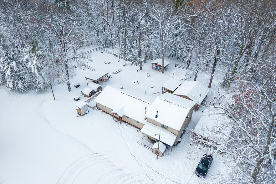 More Photos Of 8773 Goldenrod Ave, Bitely Restaurant For Sale