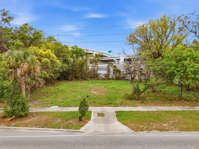 Primary Photo Of 622 College St, Jacksonville Land For Sale