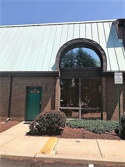 More Photos Of 2905 Mitchellville Rd, Bowie Office For Lease