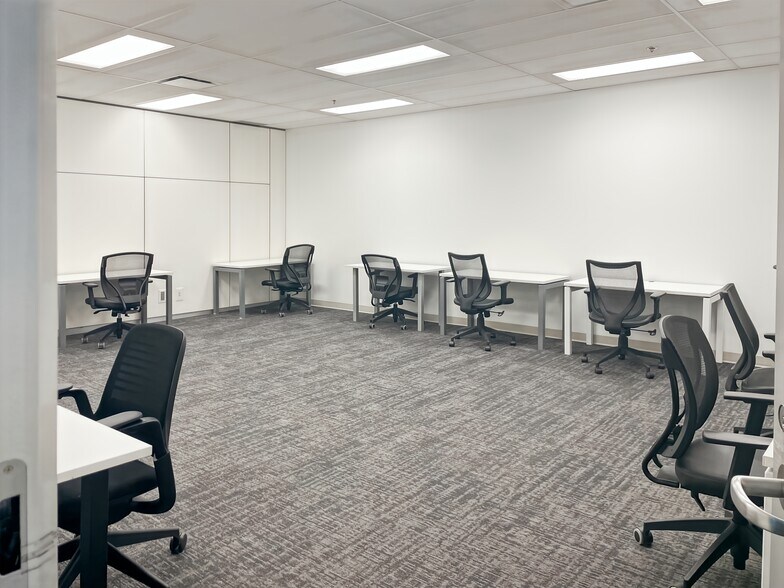 More Photos Of 903 8th Ave SW, Calgary Coworking Space