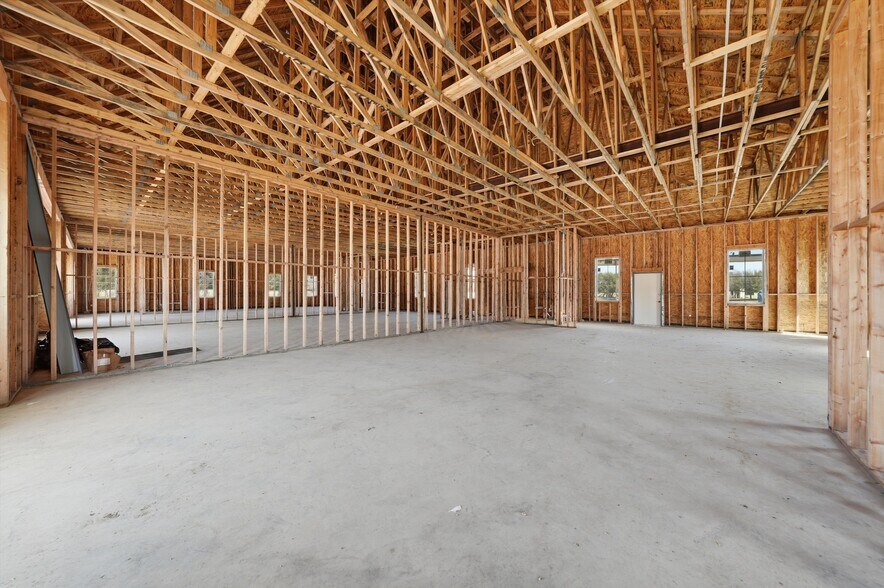 More Photos Of 5241 Speegleville Rd, McGregor Office For Lease