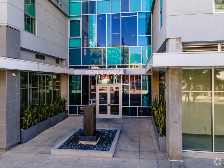 More Photos Of 424 W Pico Blvd, Los Angeles Apartments For Lease