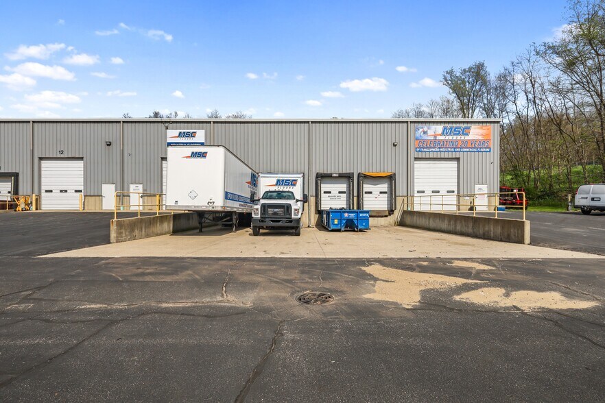 More Photos Of 10000 Miller Dr, Galesburg Service For Lease