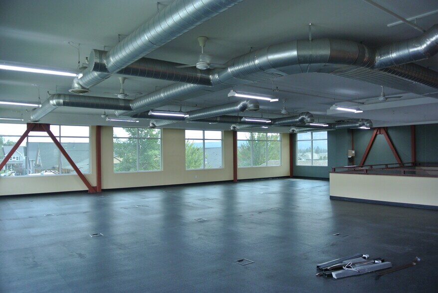 More Photos Of 927 E Polston Ave, Post Falls Office For Sale