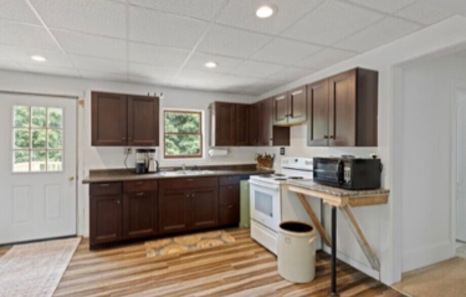More Photos Of 107 11th St, Watkins Glen Storefront Retail Residential For Sale