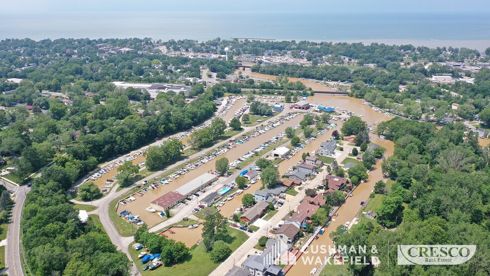 More Photos Of 921 W River Rd, Vermilion Marina For Sale