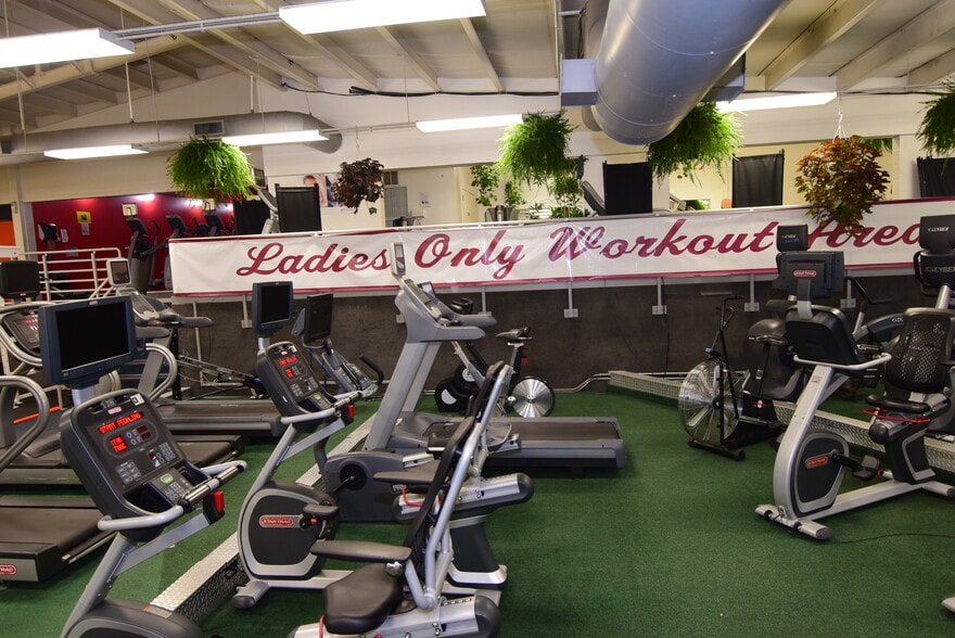 More Photos Of 1510-1520 Martin St, State College Sports And Entertainment For Lease