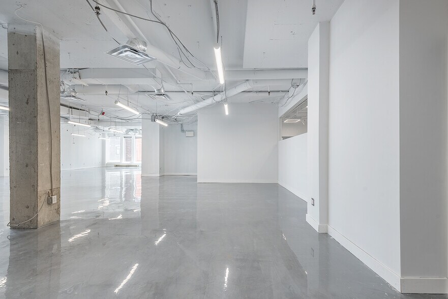 More Photos Of 7001-7035 Boul Saint-Laurent, Montréal Office For Lease