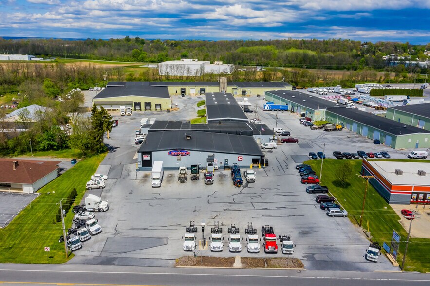 More Photos Of 2700 Cumberland St, Lebanon Warehouse For Lease