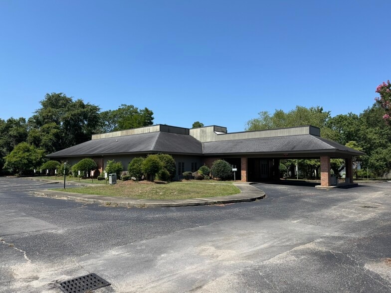 More Photos Of 407 N Salem Ave, Sumter Medical For Lease