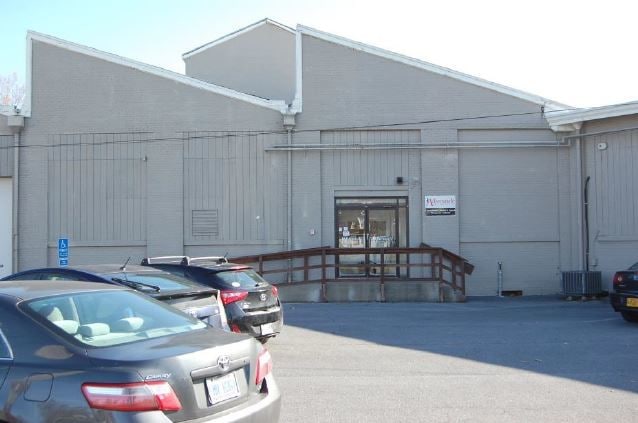 More Photos Of 200 W 12th St, Waynesboro Unknown For Lease