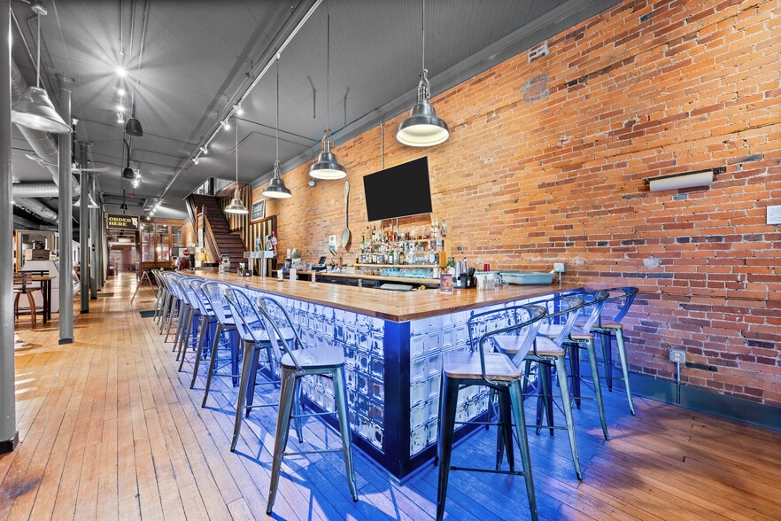 More Photos Of 144 W Liberty St, Wooster Office For Sale