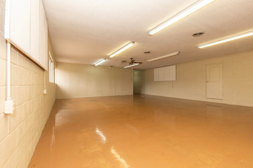 More Photos Of 4846 US Highway 67 W, Simms Daycare Center For Sale