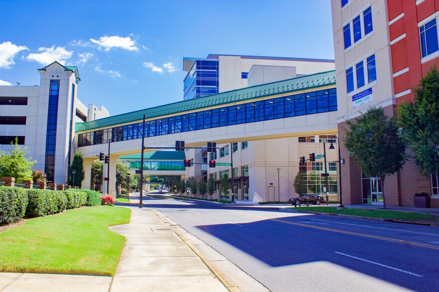 More Photos Of 205 Saint Clair Ave SW, Huntsville Healthcare For Lease