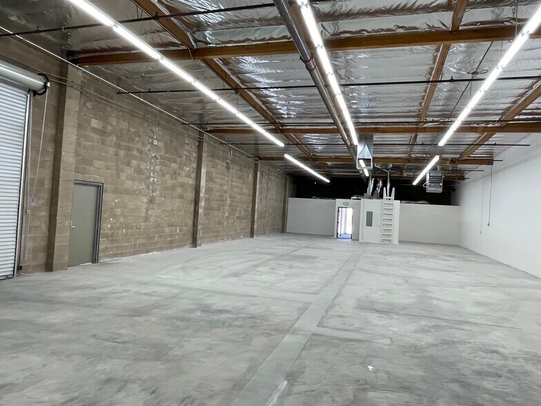 More Photos Of 12100-12110 Sherman Way, North Hollywood Industrial For Lease