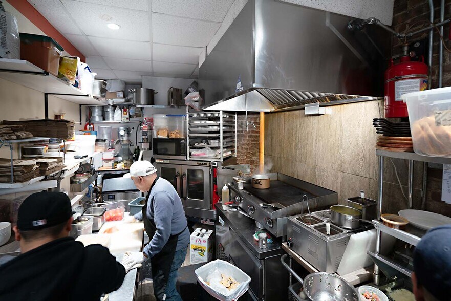 More Photos Of 2108 Second Ave, New York Apartments For Lease