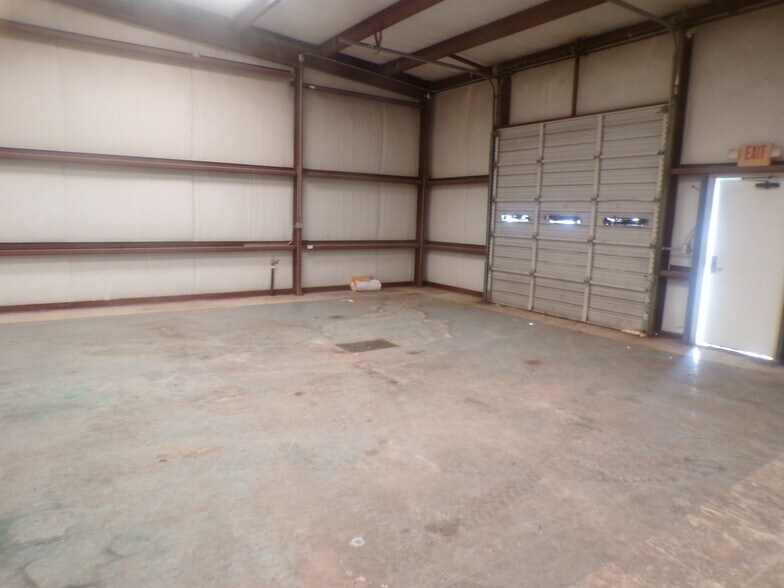 More Photos Of 2991 New Hopewell Rd, Hartsville Industrial For Lease
