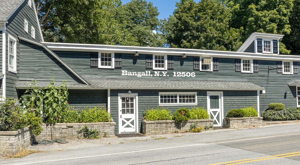 More Photos Of 97-103 Hunns Lake Rd, Stanfordville General Retail For Lease