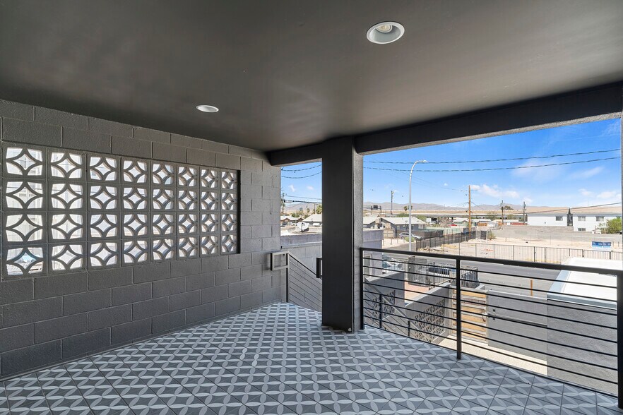 More Photos Of 818 Stewart Ave, Las Vegas Loft Creative Space For Lease