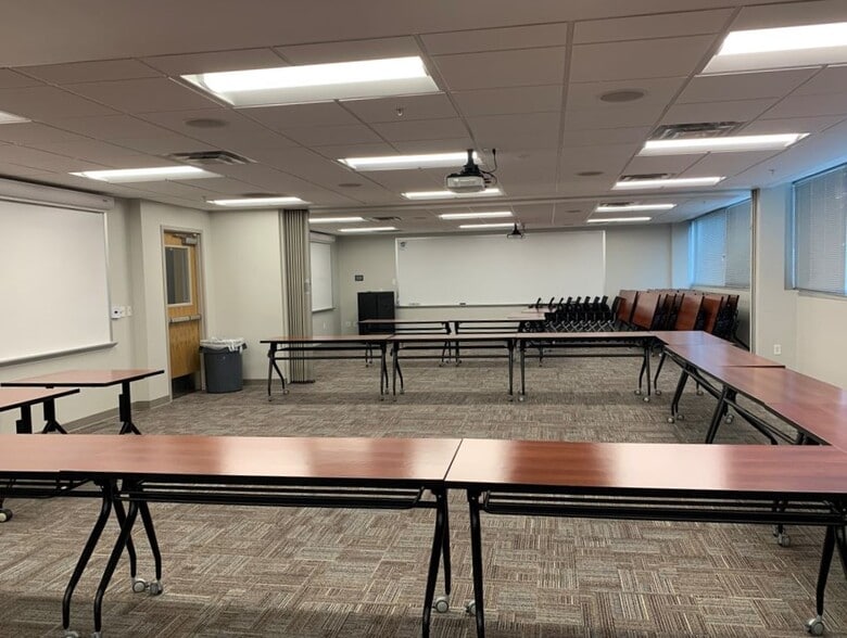 More Photos Of 465 S 400 E, Salt Lake City Office For Lease