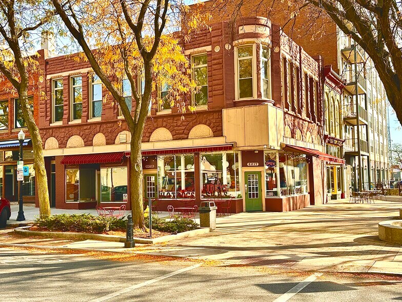 More Photos Of 124 N Main St, Lima Specialty For Sale