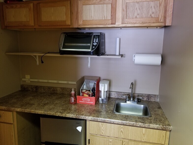 More Photos Of 3800 Harlem Rd, Cheektowaga Office For Lease