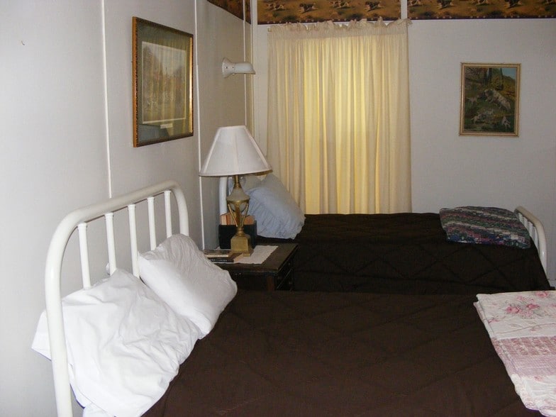 More Photos Of 306 W Aspen Ave, Crosbyton Hotel For Sale