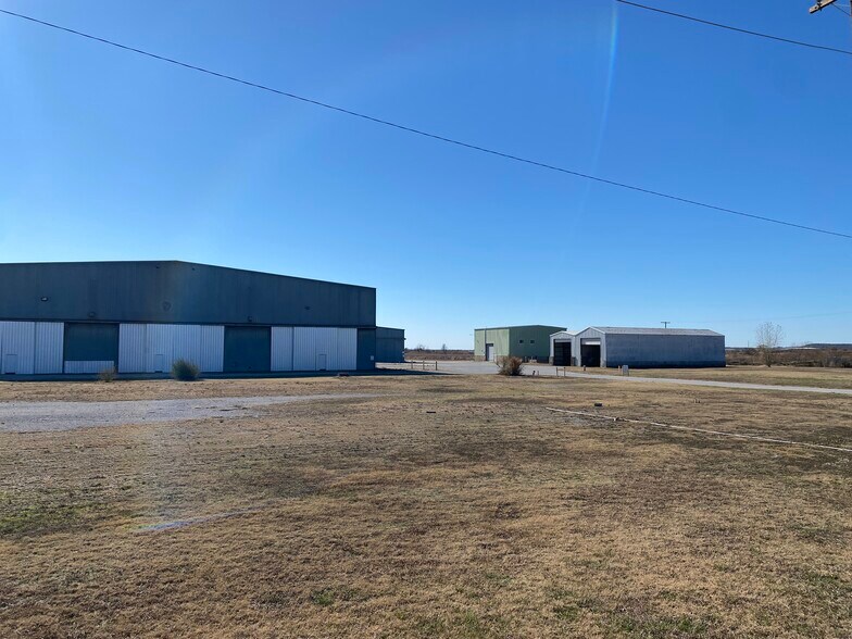 More Photos Of 1501 S John Zink Ave, Skiatook Manufacturing For Lease