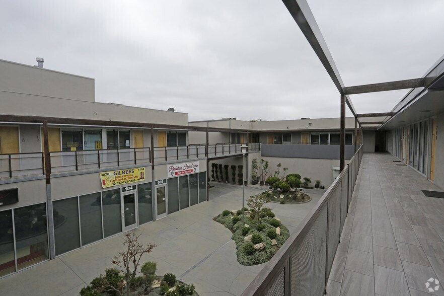 More Photos Of 3868-3876 Crenshaw Blvd, Los Angeles Storefront Retail Office For Lease