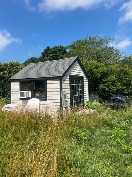 More Photos Of 1640 Montauk Hwy, Water Mill Auto Repair For Sale