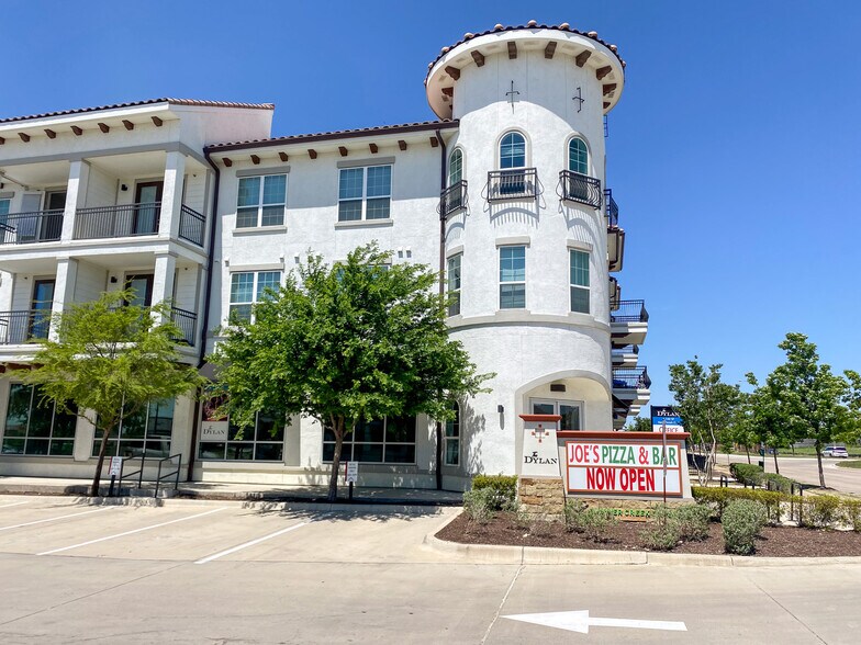 More Photos Of 5344 Sycamore School Rd, Fort Worth Apartments For Lease