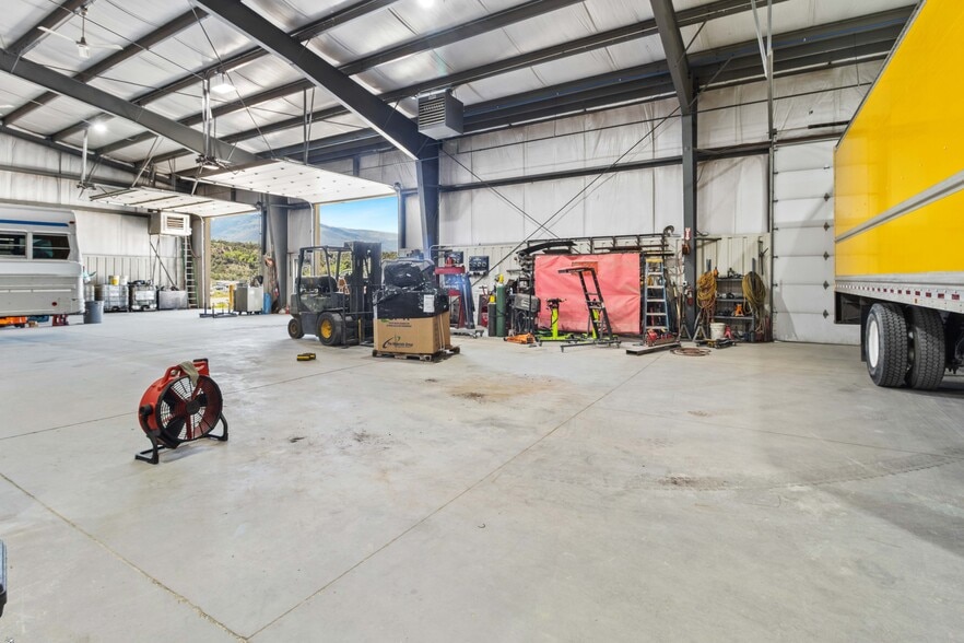 More Photos Of 4291 W Centennial Pky, Rifle Warehouse For Sale