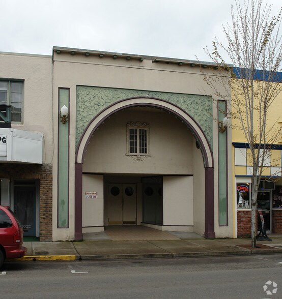 More Photos Of 644 Main St, Lebanon Storefront Retail Office For Sale
