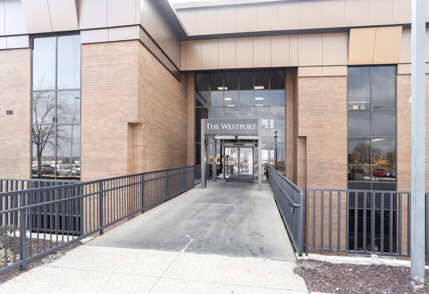 11960 Westline Industrial Dr, Saint Louis, MO 63146 Office For Lease