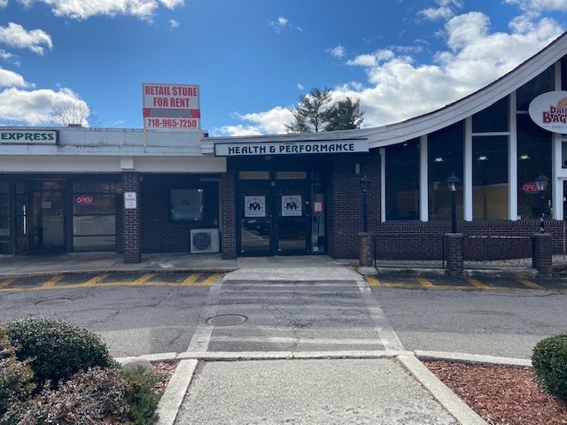 More Photos Of 3535 Crompond Rd, Cortlandt Manor Storefront Retail Office For Lease