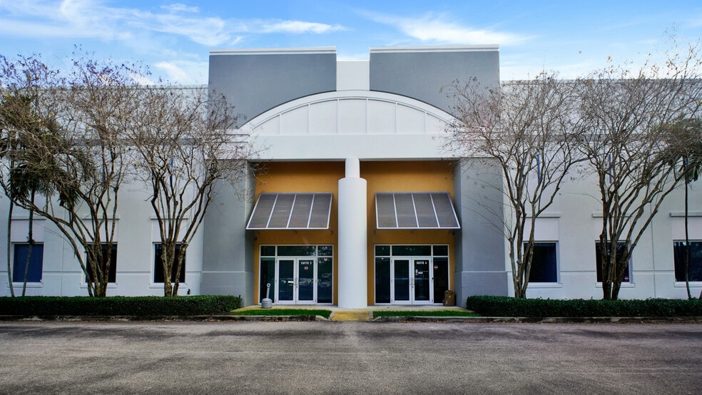 More Photos Of 4800 Lyons Technology Pky, Coconut Creek Warehouse For Sale