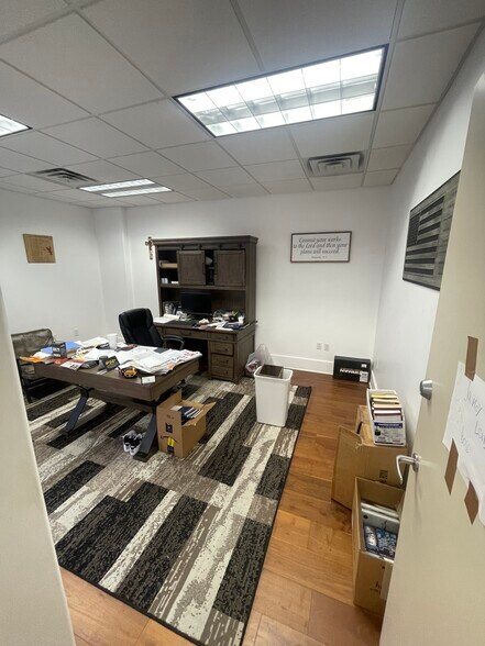 More Photos Of 850 Engineers Rd, Belle Chasse Warehouse For Lease