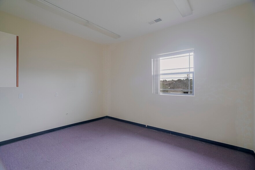 More Photos Of 3107 Clearwater Dr, Prescott Office For Sale