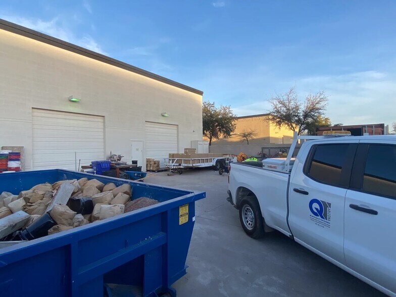 More Photos Of 175 S Hamilton Pl, Gilbert Distribution For Sale